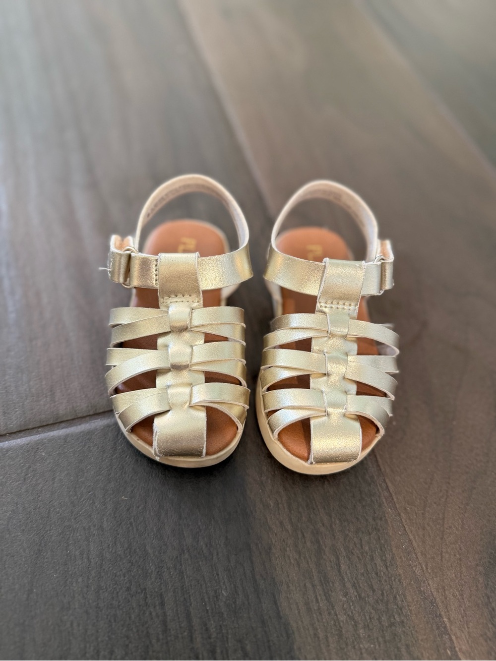 Gold fisherman sandals